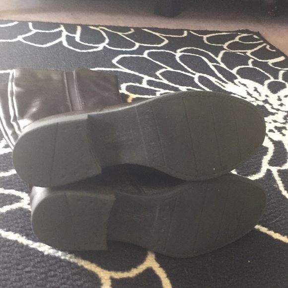 NWOT brown boots size 10! - Picture 7 of 12